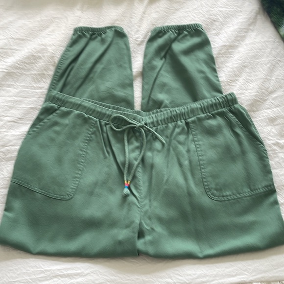 Green MJC joggers 💚 - Picture 4 of 5